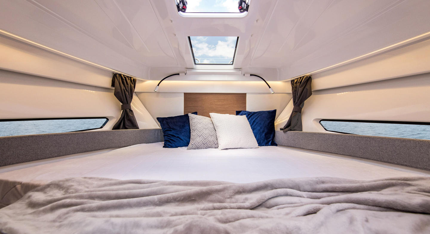 Antares_9_Interior_02