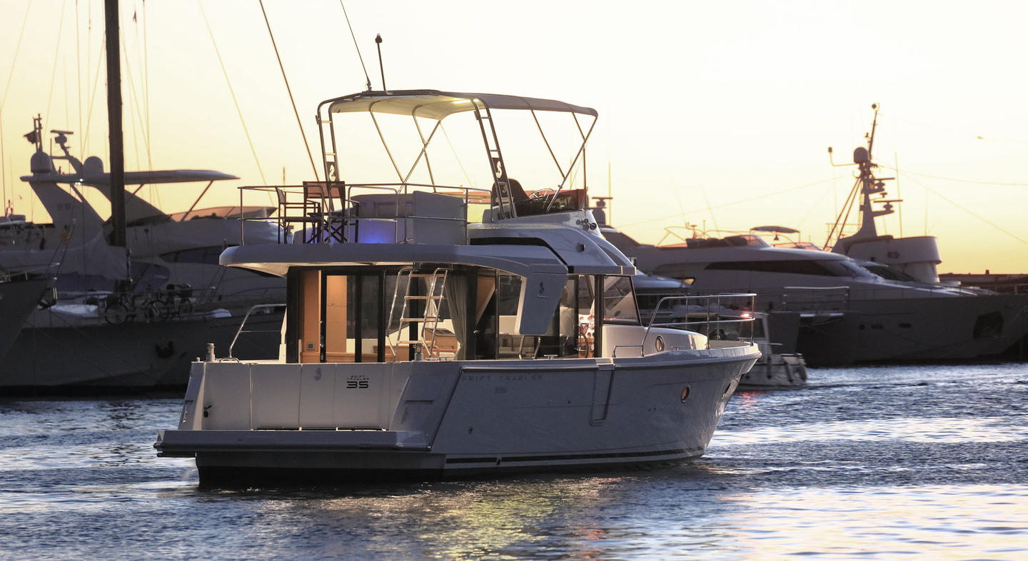Swift Trawler 35